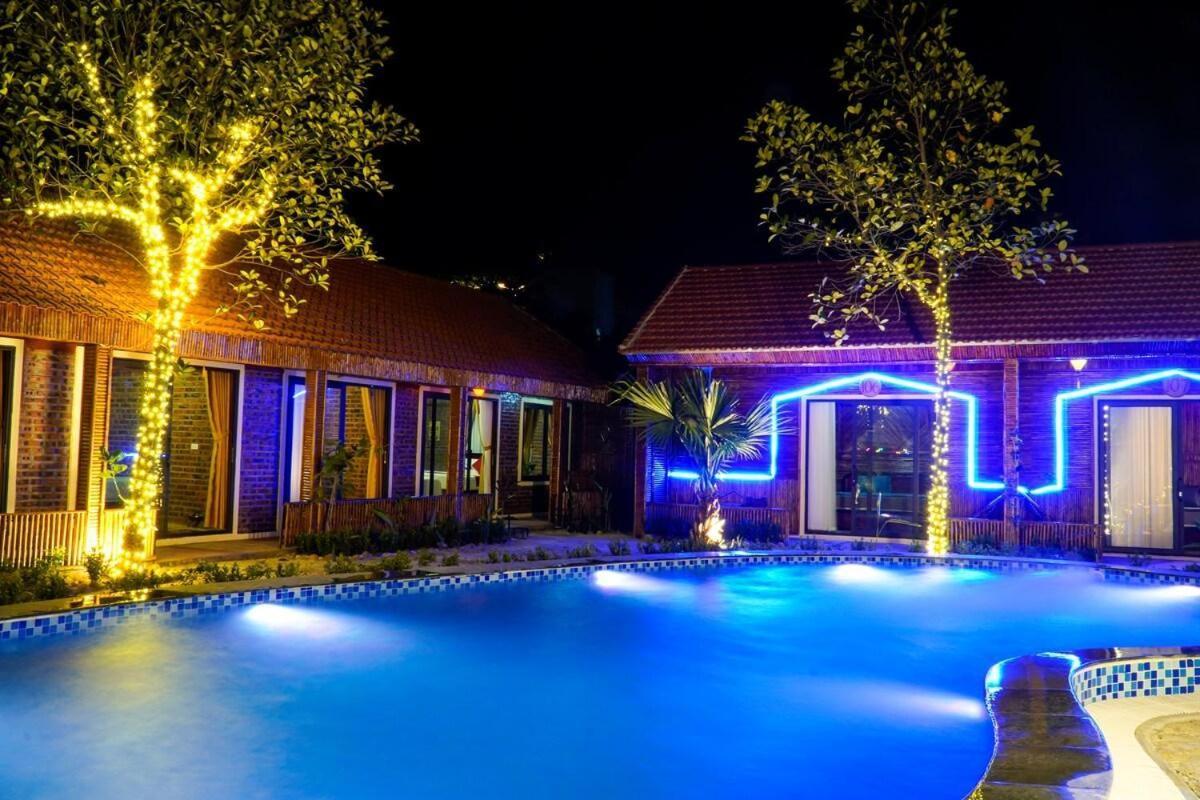 D&D Riverside Homestay Xuan Son Bagian luar foto